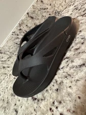 OOFOS OOriginal Sandal Flip Flop Women’s 8 / Men’s 6 Black Recovery Shoe