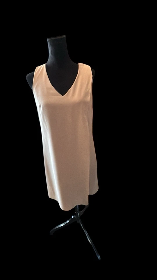 NWT $298 TRINA TURK Magnicificance Layered Dress Women’s Small Pale Pink - Image 4 of 4