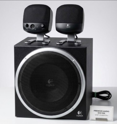 Logitech Z-340 3-piece (2.1) multimedia speaker system featuring 33 watts