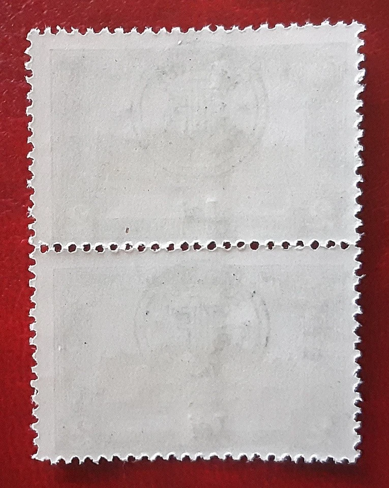 ROMANIA 1919 Oradea 2 Lei MNH Parliament Pair Mi 41II Broken Circle 8740 - Image 3 of 4