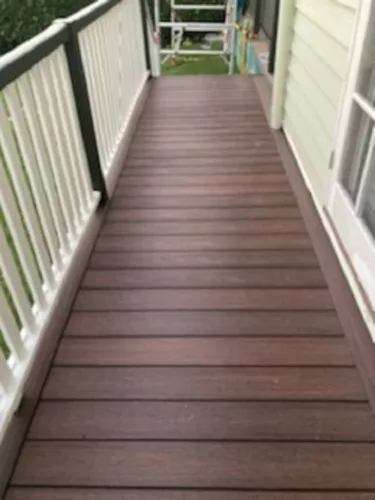 9 colours and 3000 boards Honorwood Composite Deck in stock - Picture 2 of 21
