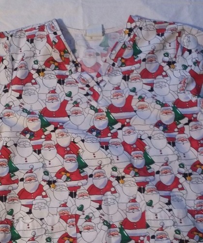 WOMENS PREOWN MEDICAL SCRUB TOP ~ SANTA - Picture 2 of 5