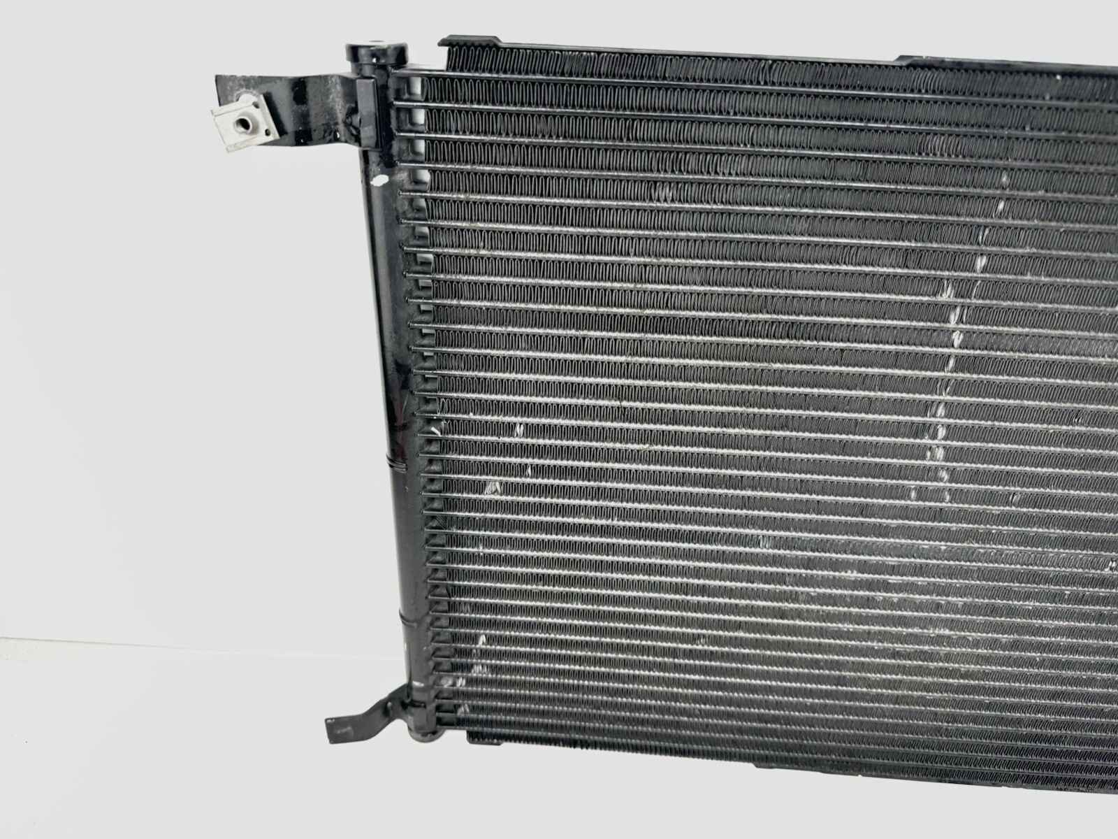 ✅ 2005 - 2016 Aston Martin DB9 AC Condenser Cooler Radiator Front Fin OEM