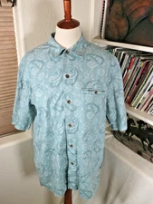 Woolrich Mens Shirt Medium Button up Pockets Blue Paisley Print Cotton