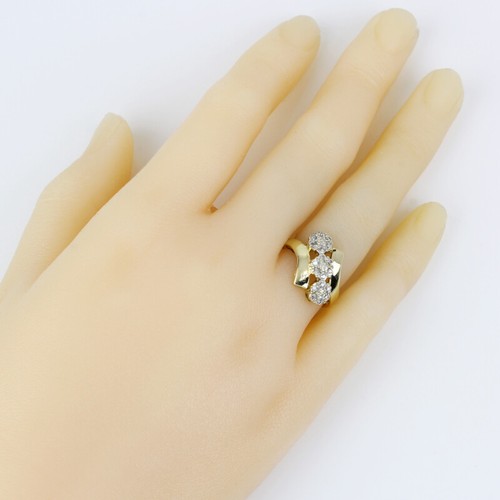 Vintage 10k Gold Triple Diamond Cluster Ring - Picture 7 of 7