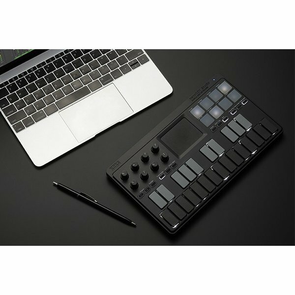 美品!! Korg nanoKEY Studio ワイヤレスMIDIキーボード Amazon.com: Korg Midi Controller (NANOKEY-ST),Black