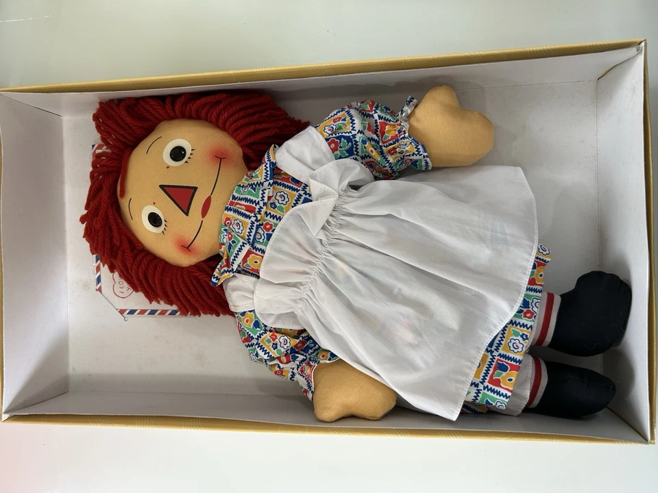 Raggedy Ann Commemorative Stamp Doll Vintage Exclusive 1st Edition 1997 Box - Image 2 of 3