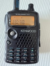 Radio VHF/UHF HF Kenwood TH-F7E con antenna Diamond SRH519