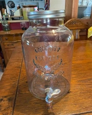 Quality beverages glass drink dispenser