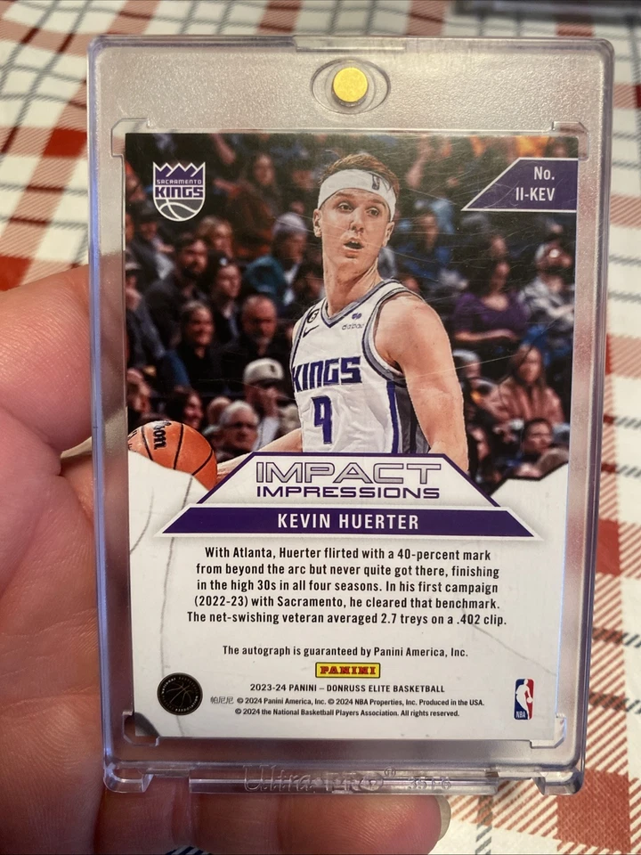 2023 Donruss Elite Kevin Huerter #IIKEV Impact Impressions Auto GOLD/10 Kings🔥 - Image 3 of 3