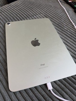 Apple iPad Air (4th gen) Green Wi-Fi with Magic Keyboard Excellent