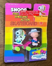 Peanuts Free Wheeling Action Skateboard - Snoopy Charlie Brown NOS Toys R Us