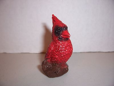 CARDINAL BIRD - Miniature Figurine  (''Adopt-a-Pet'' Mini-Life - Art Collectibles)