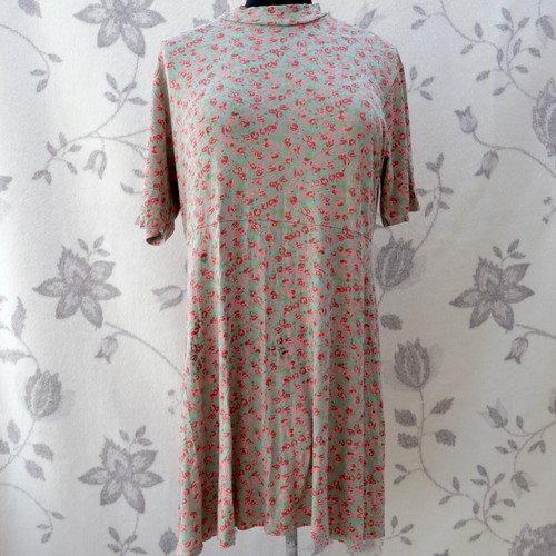 "I Saw It First" Green Pink Floral Dress UK 20 Fit and Flare Stretchy - Picture 2 of 5
