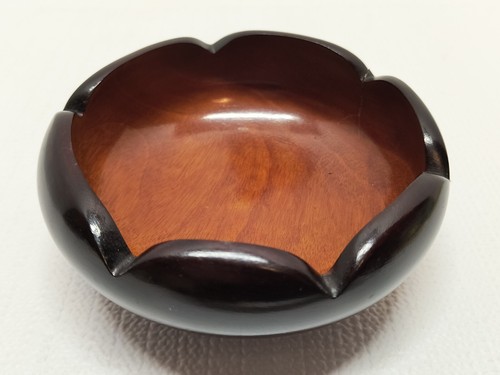 Vintage DarK Wood Bowl Scalloped Rim MCM 6" Diameter 2.5" Deep - 第 1/6 張圖片