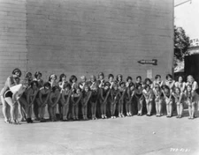 Thirty six dancing girls gathered Paramount Studios Paramount- 1929 Old Photo