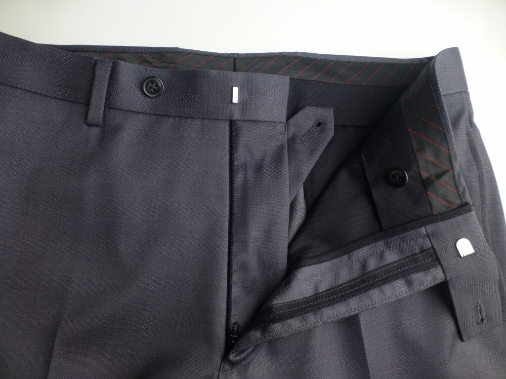 CALVIN KLEIN Suit 38L W32 Excellent Condition Solid Gray Extreme Slim Fit