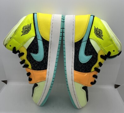 Nike Air Jordan 1 Mid SE Aurora Green Size 6Y BQ6931-037