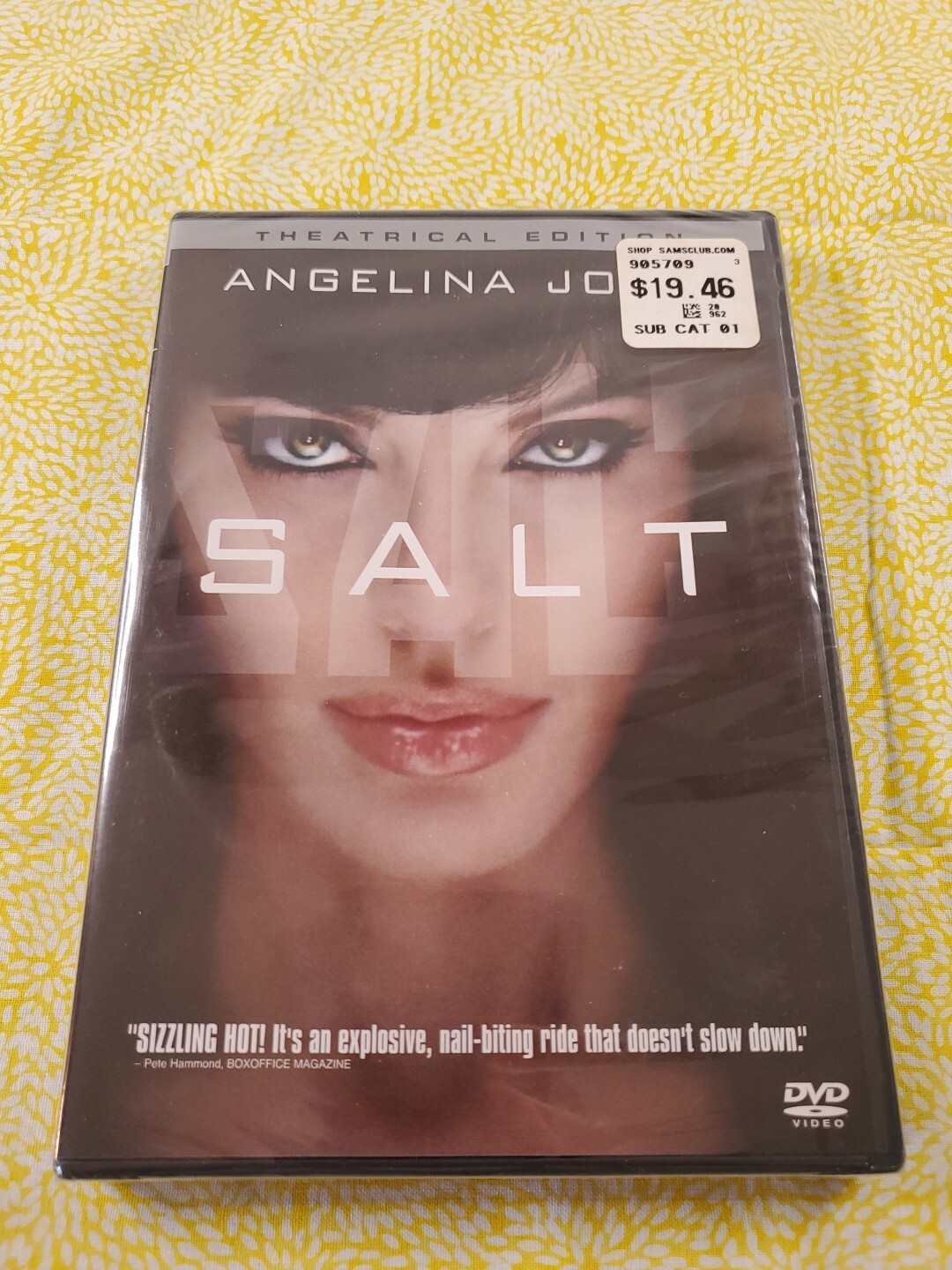 Salt (DVD, 2010, Rated Theatrical Edition) MOVIE Angelina Jolie Brand New