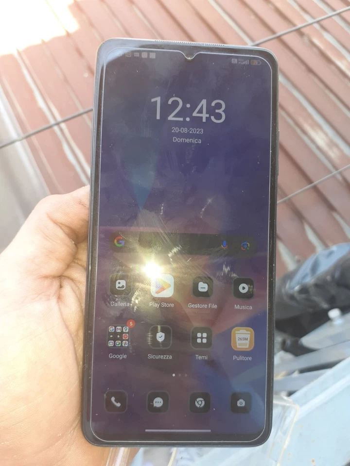 Xiaomi Mi 10T Lite · 128GB, foto 2 di 3