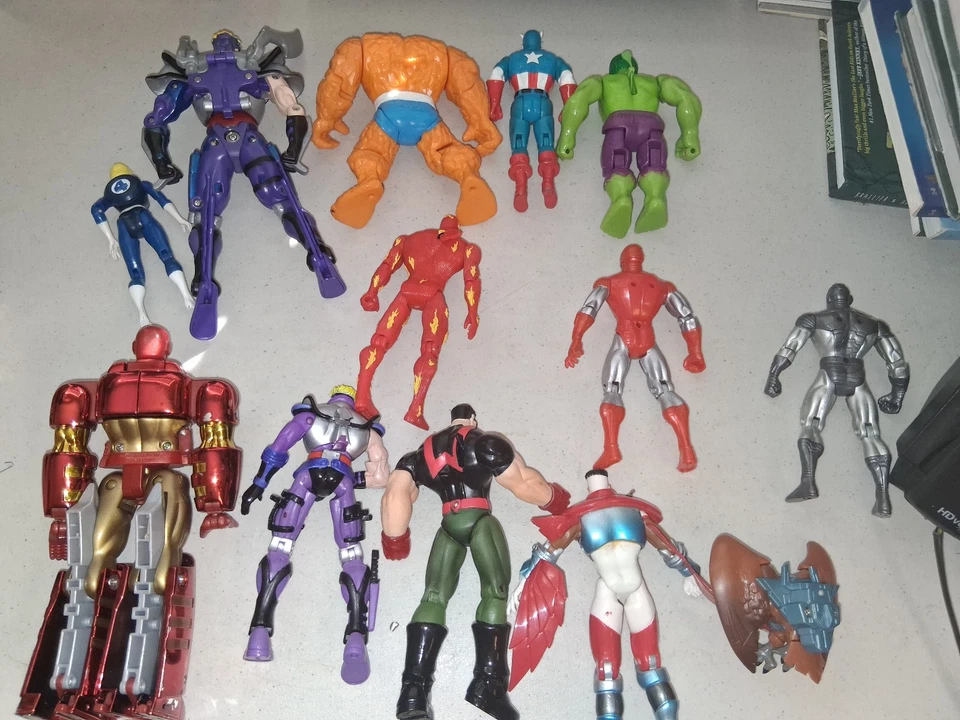 1990s Marvel Toybiz Avengers Fantastic Four 12 Action Figure LOT Iron Man Hulk - Image 4 of 4