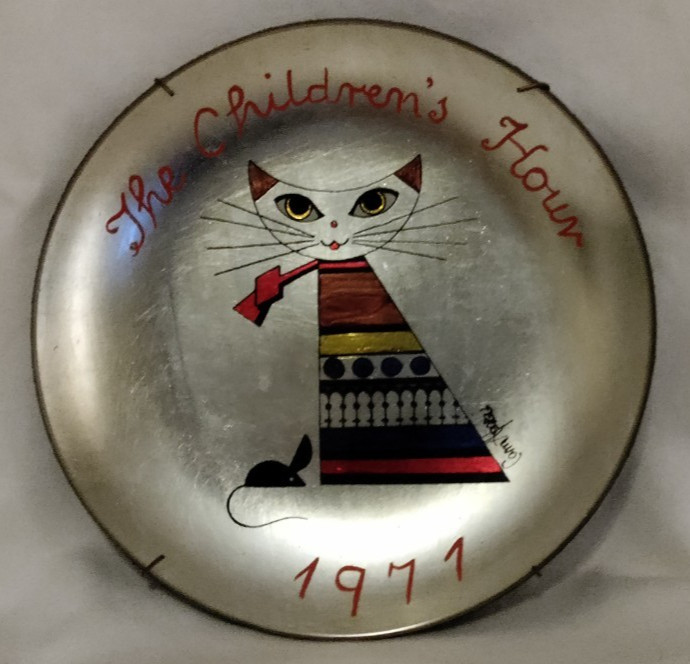 The Children's Hour, Cat and Mouse, 1971 Count Agazzi Reverse Painted Plate