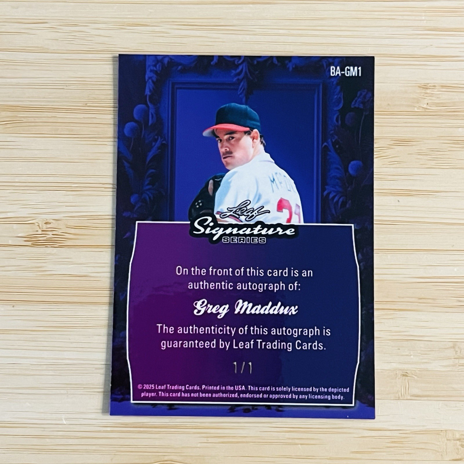 GREG MADDUX 2025 Leaf Signature Series Gold  Superfractor Auto Autograph 1/1 view 3