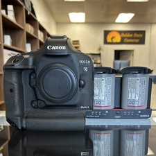 Canon EOS-1D X Mark II 20.2MP Digital SLR Cam...
