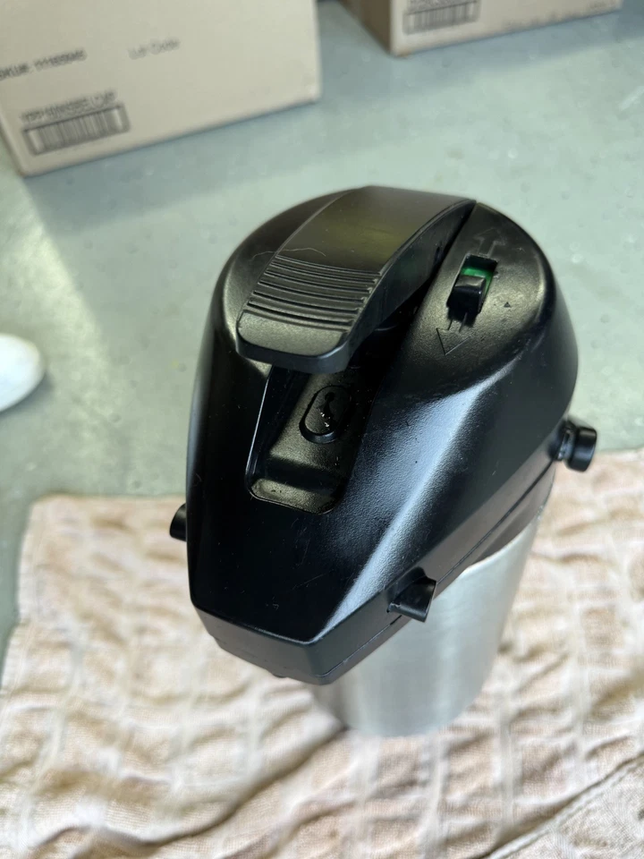 Dispensador de café con bomba de aire de café Starbuck's DISPENSADOR DE TIENDA REAL - Gran hallazgo Foto 4 de 4