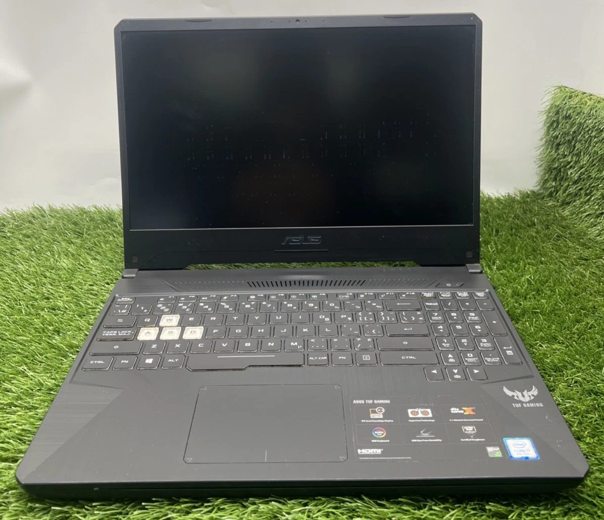 PC Portable ASUS 14" – I7, GeForce GT, SSD 256 Go, 8 Go RAM, Windows 11 Pro