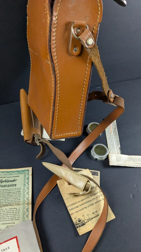 Vintage Hard Leather Carrying Case Bag for  Polaroid Highlander Land Camera - Image 3 of 4