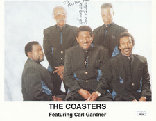 Autographed  Carl Gardner (The Coaster)  photo JSA  authenticated