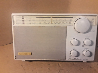 Vintage / Retro Dynatron Knightsbridge Model 6156 4 Wave-Band Radio