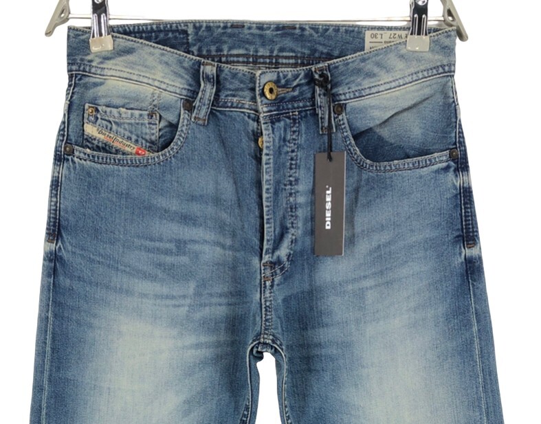 Diesel LARKEE-RELAXED 0830Z Comfort-Straight Jeans W27 L30 | eBay
