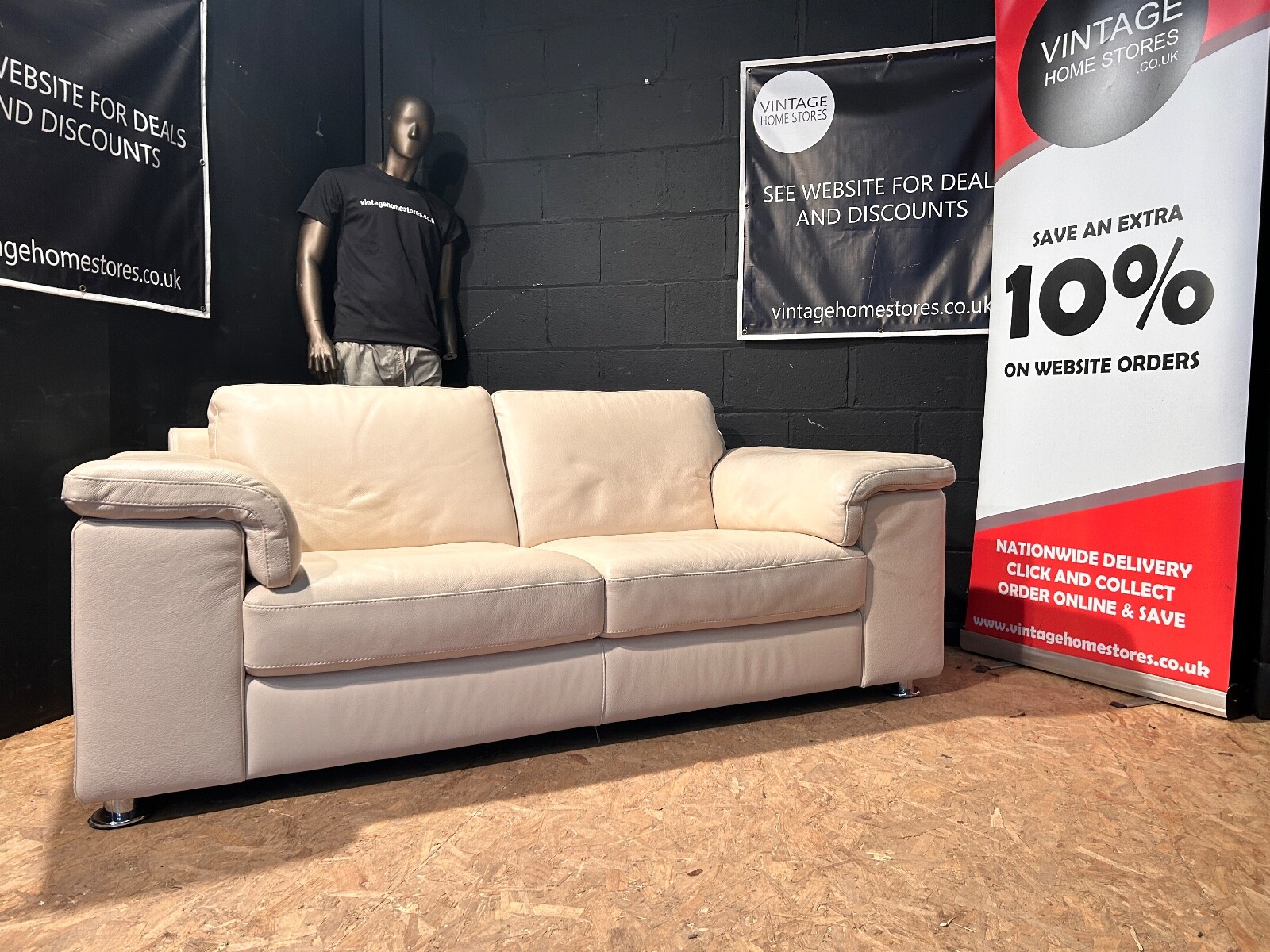 CAN DELIVER BARKER AND STONEHOUSE NATUZZI WHITE LEATHER SOFA eBay