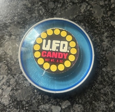 Vintage 1978 Breaker Confections Original U.F.O. Candy Rare Blue Flying Saucer