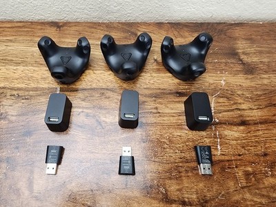 3 HTC Vive Tracker 3.0 Full Body Trackers And Dongles With Dongle Bases Working