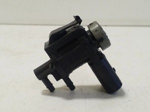 Volkswagen Polo V 6R 2010 Diesel 77kW Turbolader Druckwandler Magnetventil