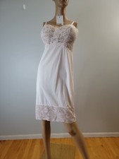 Vintage Vanity Fair Tricot Nylon Pink Full Slip Lace Detail Size 34