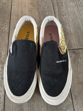 Straye Ventura Fake Smile Slip On Shoes US Men Size 7 Woman 8.5