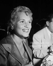 Judy Holliday Photo 8x10 Crown Prince Party MGM Los Angeles California-1