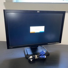 HP LE2001w 20" LCD Monitor with Stand  VGA cable. TESTED