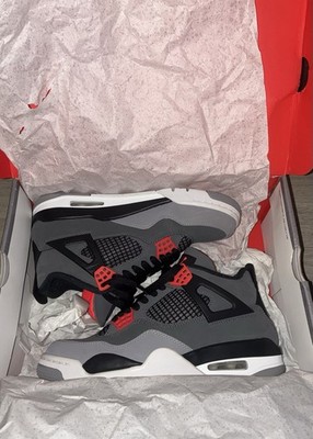 Nike Air Jordan 4 Retro Infrared, Größe EU 40,5