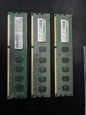 3x8gb DDR3 RAM - Assorted 1600MHz U-DIMM: Silicon Power CL11 x2, Adata 8GX16 x1