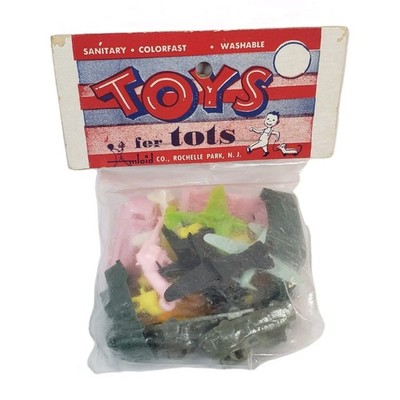 Vintage Toys for Toys Amloid Plastic Miniature Charms Guns Planes Vehicles (A40)