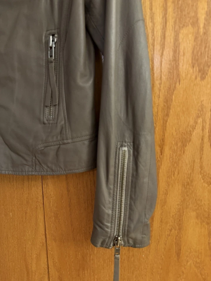 Chaqueta de Cuero Joie Regal Kaylie Wms XS en Visón Marrón Chocolate Semi Crop Otoño Foto 2 de 4