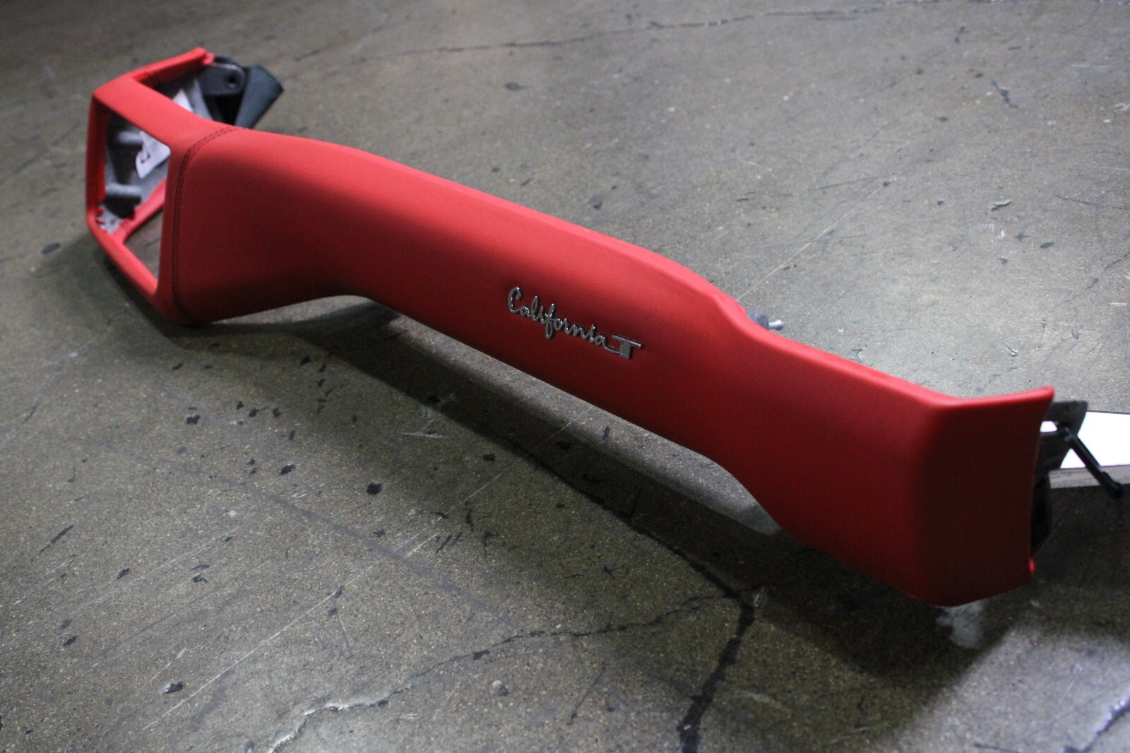 Ferrari California, Center Middle Dash Trim Panel, Red, Used, P/N 86468200