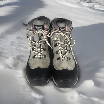 Snow Boots Alaska Ill Thinsulate Sz 8 Women Gray And Black Pink Lining Warm Cozy