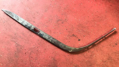 Chromleiste Zierleiste Stoßstange links BMW 7er E38 8168105