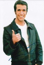 HENRY WINKLER signed Autogramm 20x30cm HAPPY DAYS in Person autograph COA